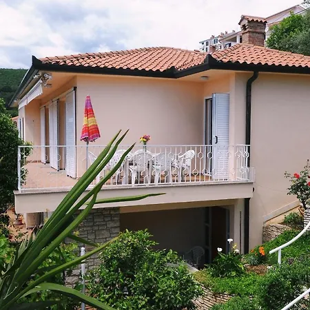 Апартаменты With A Parking Space Rabac, Labin - 11325 Рабац