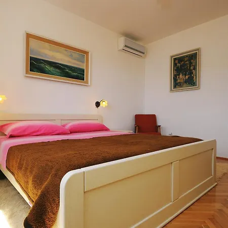 Апартаменты With A Parking Space Rabac, Labin - 11325 Рабац
