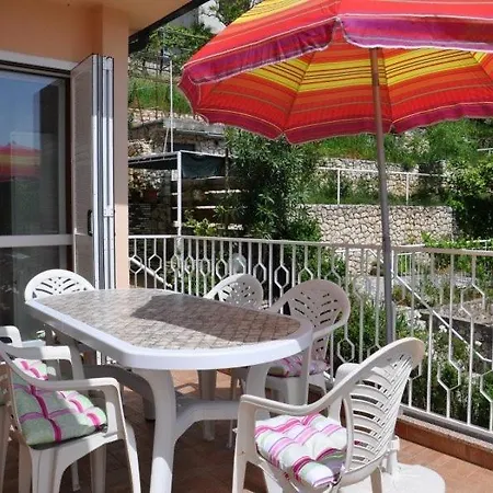 With A Parking Space Rabac, Labin - 11325 غاباس